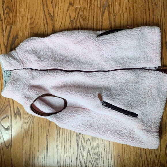 Cozy Sherpa best - Picture 2 of 3